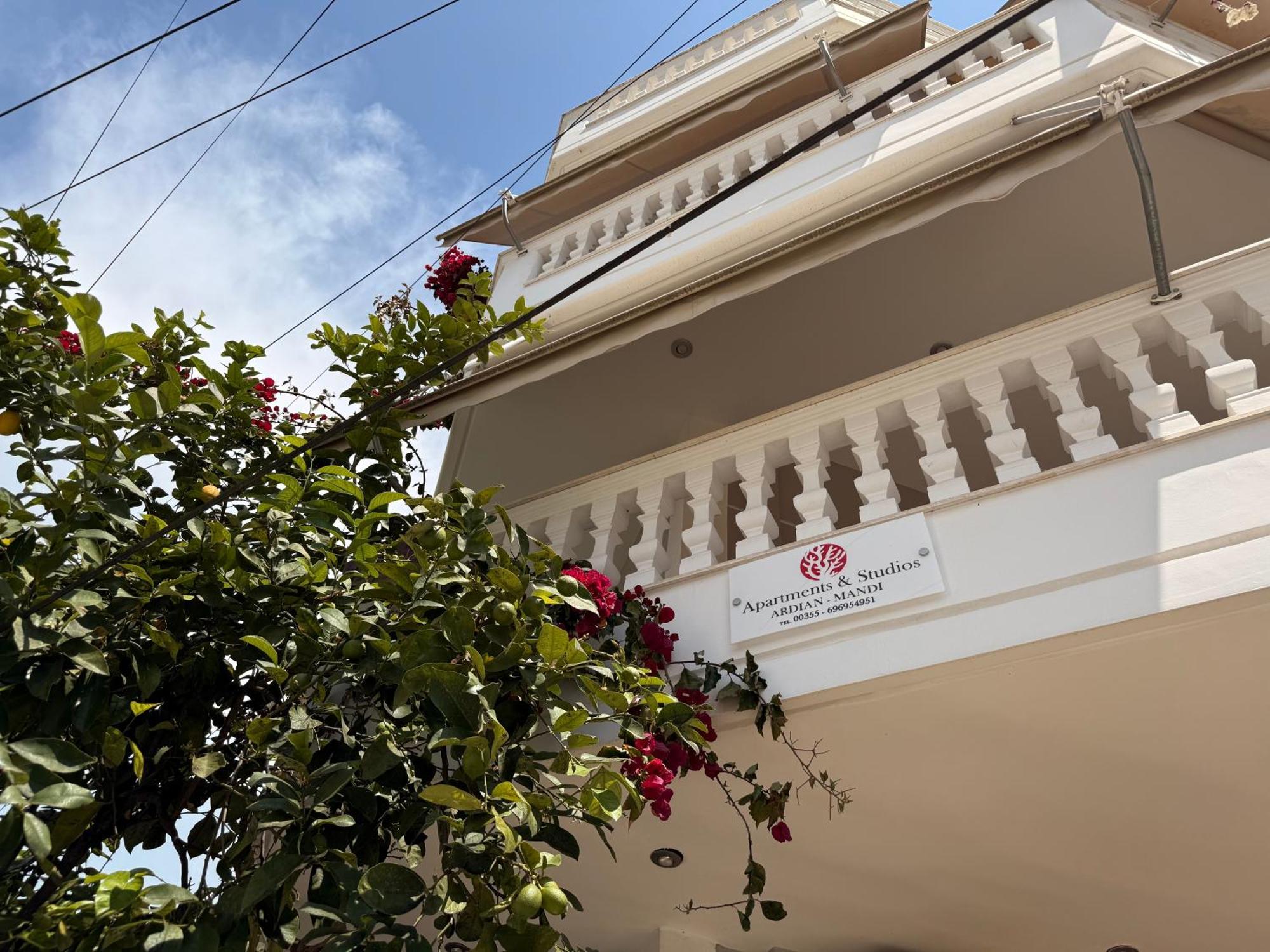 Apartments & Studios Ardian-Mandi Sarande-Albania Dış mekan fotoğraf